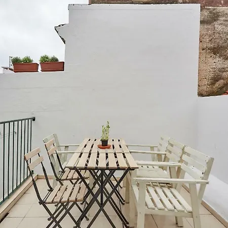 Spacious Duplex With Terrace Appartement Lissabon