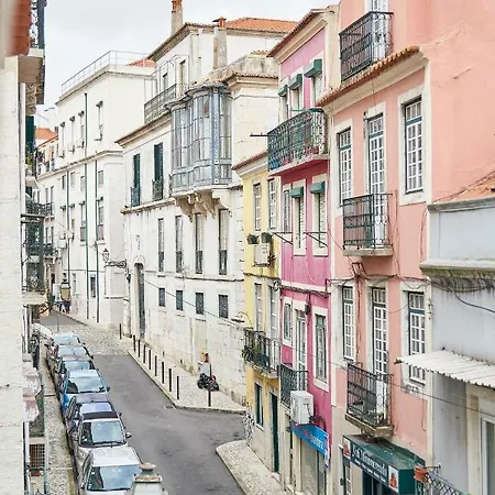 Spacious Duplex With Terrace * Lissabon