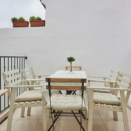 Spacious Duplex With Terrace Lisboa