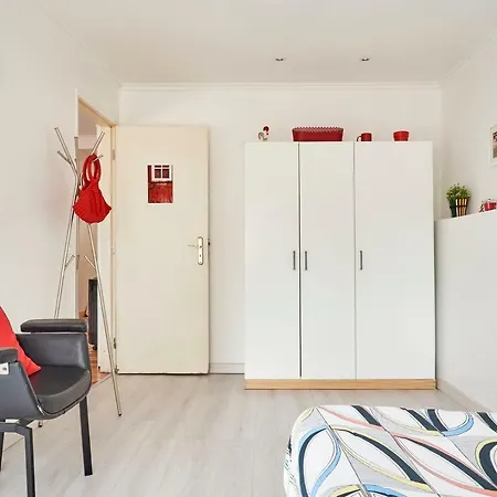 Apartment Spacious Duplex With Terrace Lisbon