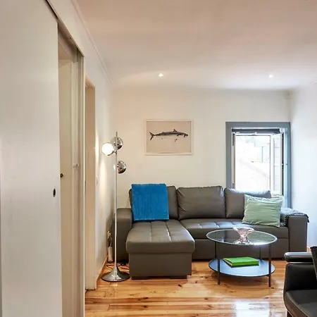 Apartment Spacious Duplex With Terrace